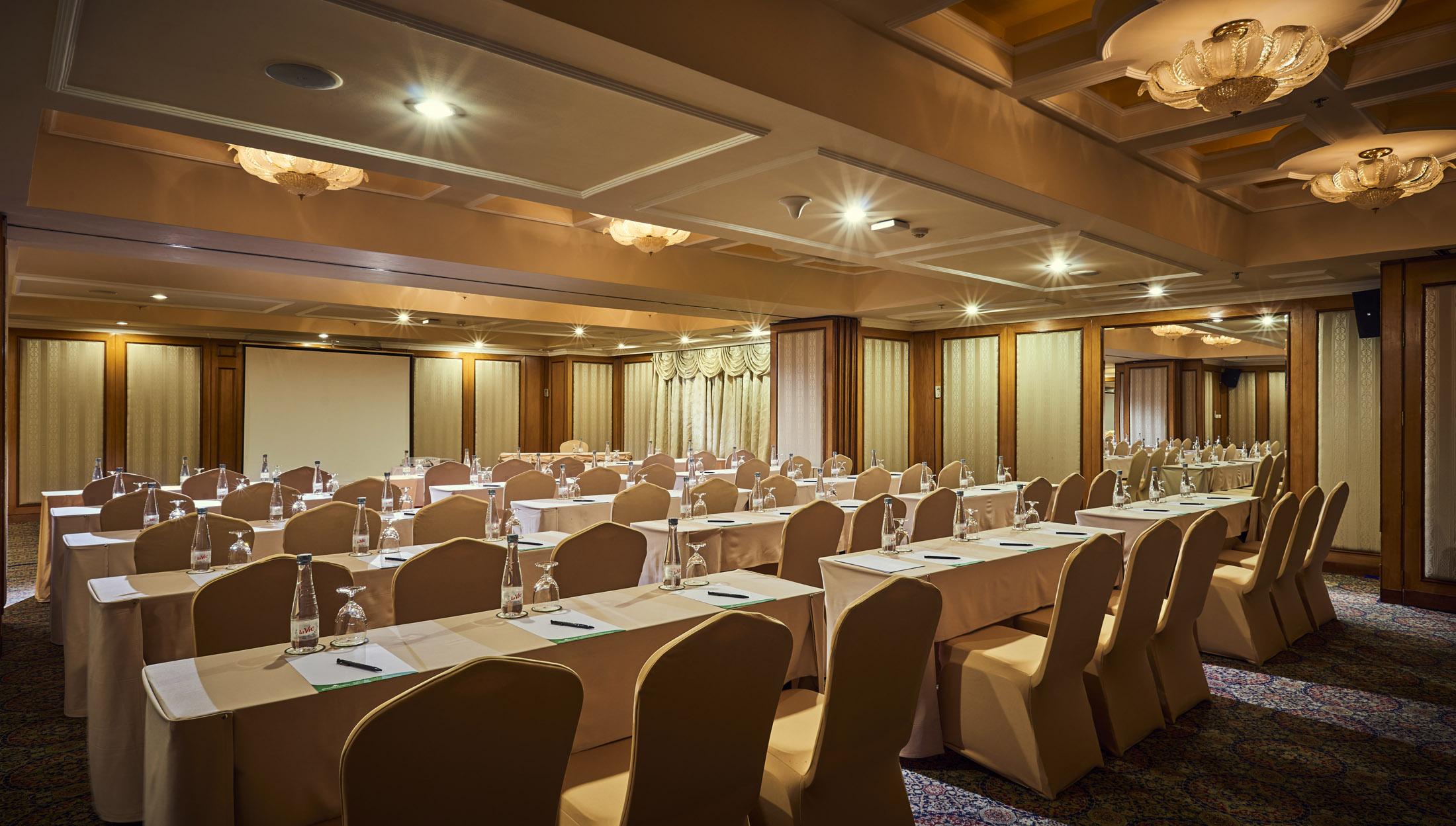 โรงแรมเชอร์วูดเรสซิเดนซ์ โฮจิมินห์ซิตี้ ภายนอก รูปภาพ The Royal Meeting Room