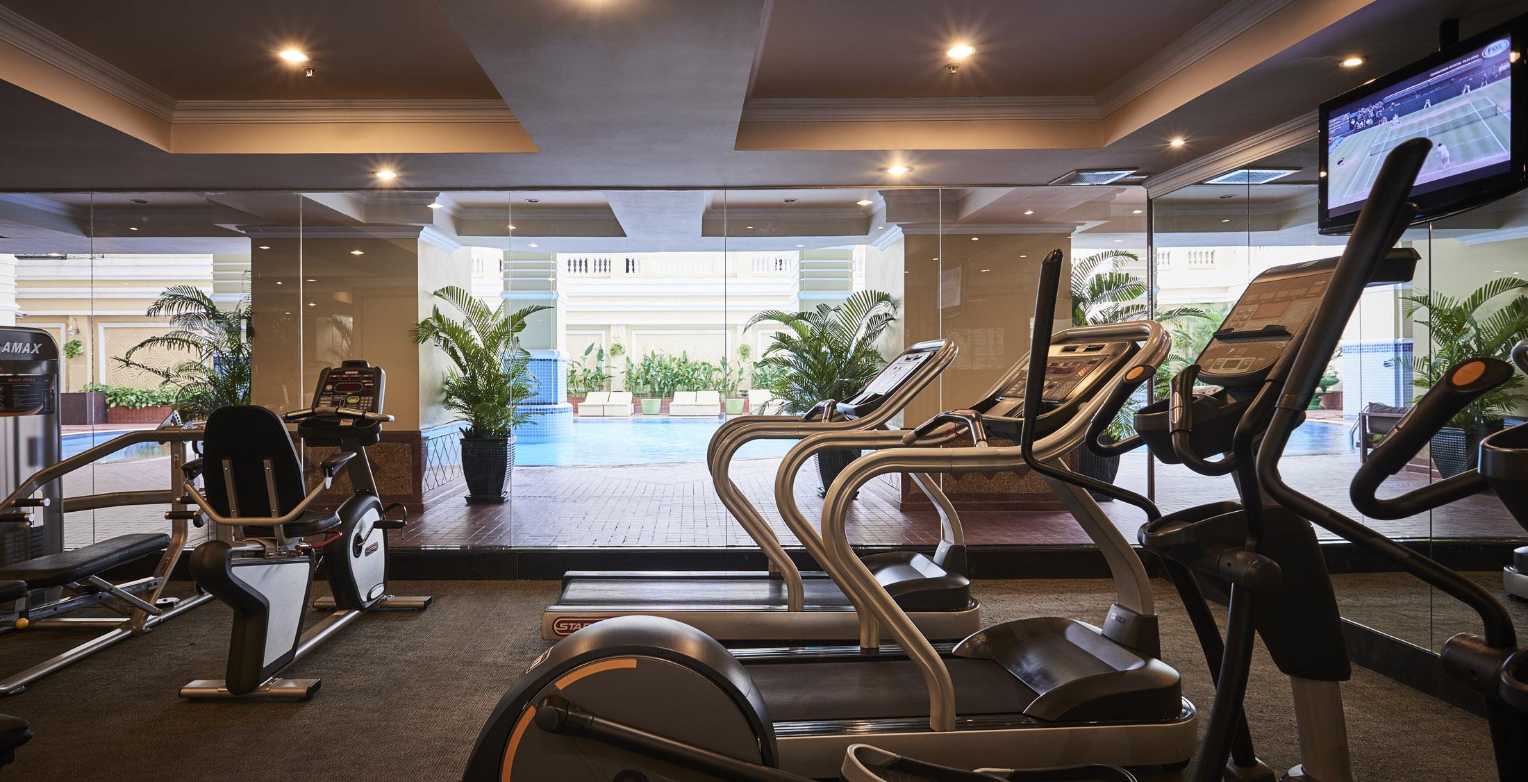 โรงแรมเชอร์วูดเรสซิเดนซ์ โฮจิมินห์ซิตี้ ภายนอก รูปภาพ The gym at the hotel